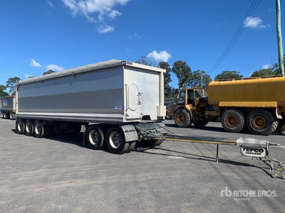 2022 Tefco 9.9 m 5/Axle Dog End Dump Trailer