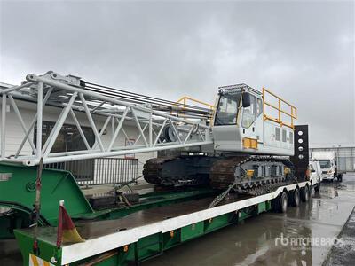 2012 Zoomlion QUY180 50 t Lattice-Boom Crawler Crane