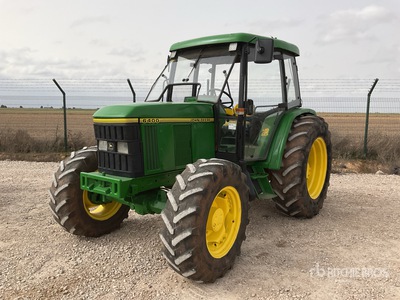 1997 John Deere 6400 4WD Tractor Agrícola