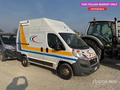 2015 Fiat Ducato Gesloten vrachtwagen (Inoperable)