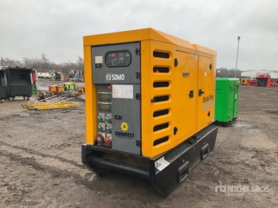 2015 Sdmo R110 100 kVA Skid-Mounted مولد
