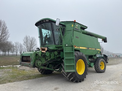 John Deere CTS Mähdrescher