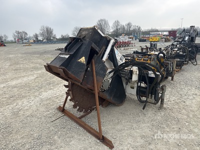 2012 Bobcat T450 Schranklader Sleuvenmaker