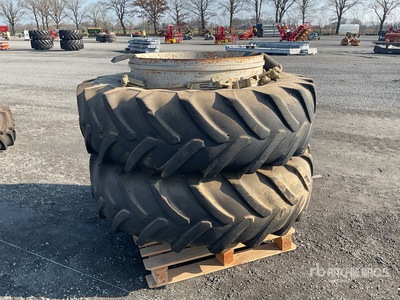 Quantity of (2) Michelin 18.4R38 BIB XM18 Wheels