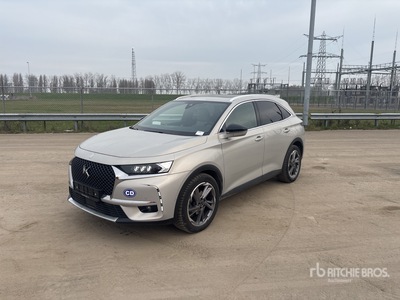 DS 7 2WD SUV