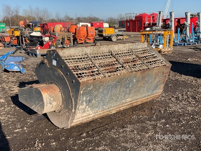 Telehandler Concrete Mixing Bucket