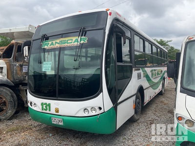 2011 Hino RK1J 45-Seat を見 Bus (Inoperable)