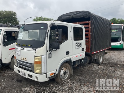 2022 JAC HFC1042KND 4x2 Crew Cab Autocarro cassone fisso (Inoperable)