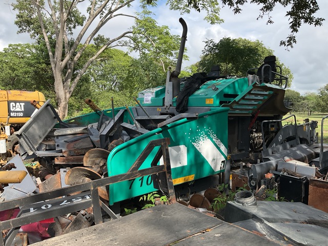 2011 Vogele Super 2100-2 Track Asphalt Paver (Inoperable)