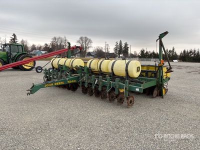 John Deere 7240 15 Row No-Till Planter