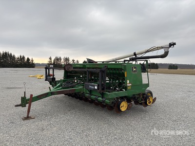 John Deere 750 14 ft 6 in No-Till Seed Drill