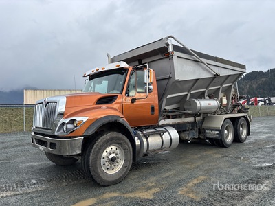 Can American Soil King Plus on 2016 International 7500 6x4 Stone Spreader Truck