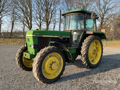 1992 John Deere 3350 4WD Tractor