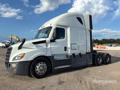 2020 Freightliner Cascadia 126 6x4 T/A Sleeper Truck Tractor