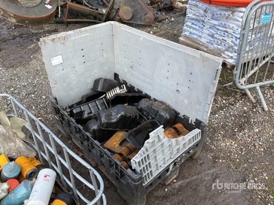 Quantity of (1) Pallets of Misc. Parts その他 - 機械部品