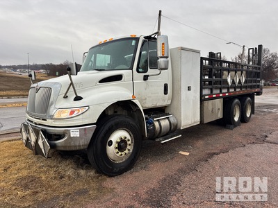 2016 International 4400 6x4 Flatbed Truck