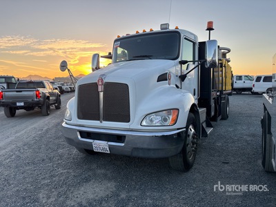 2014 Kenworth T280 4x2 Camión atenuador