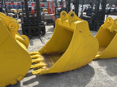 Hensley 42 in Digging Excavator Bucket