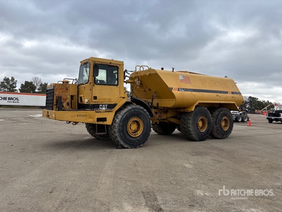 1995 Caterpillar D400D Camion de agua articulado