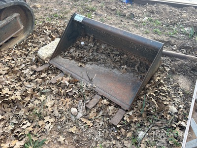 Bradco 36 in Mini Skid Steer Bucket