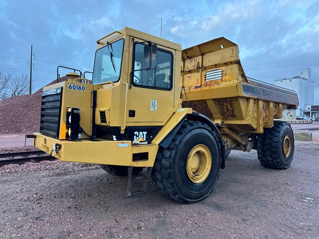 1990 Cat D30D Articulated Dump Truck
