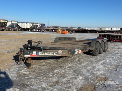 2022 Roadclipper 22 ft Tri/A Rimorchio con piano basculante