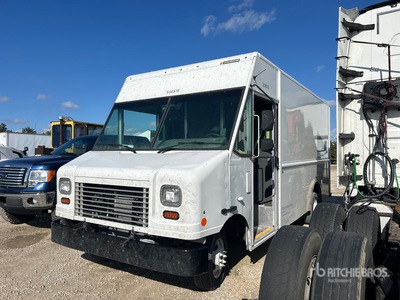 2023 Ford E-450 4x2 バントラック