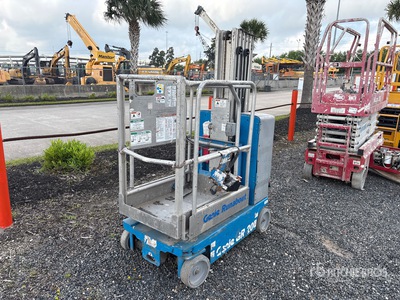 2016 Genie GR20 Elevador vertical