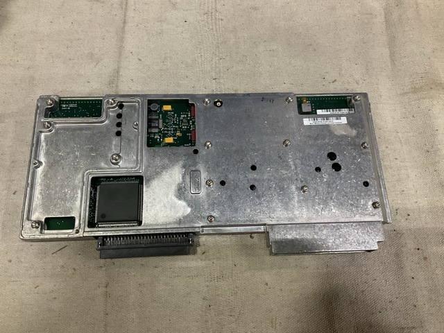 (2) Agilent Technologies E4440-60195 Circuit Card Assemblies