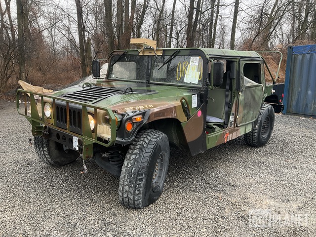 1987 AM General M1097R1 HMMWV 4 Door Soft Top w/Truck Body