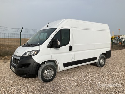 2023 Peugeot Boxer 335 L2 H2 Fourgon cargo
