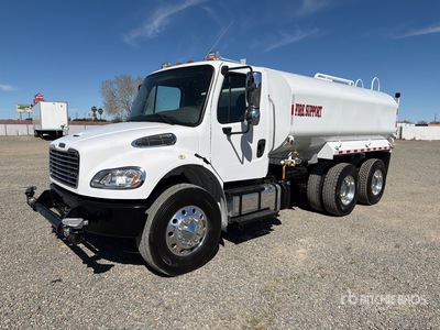 2019 Freightliner M2 106 6x4 6x4 4000 Gallon Ciężarówka na wodę