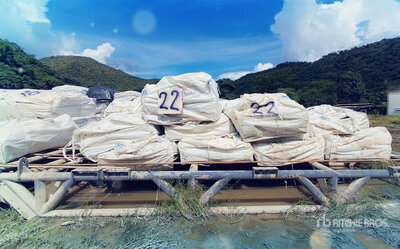 Quantity of Tents Varios, tienda, almacen, consumidor