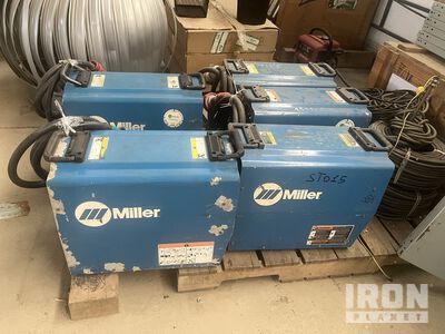 Quantity of (5) Miller XMT350 350 A Lote de 5 Soldadoras Eléctricas Soudeuse