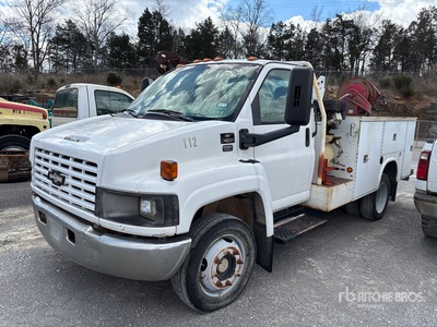 2003 Chevrolet C4500 4x2 Camion de service (Inoperable)