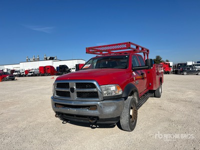 2016 Ram 5500 4x2 Crew Cab Utility Truck