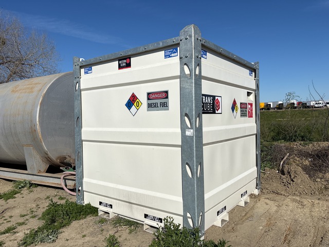 9040 L Skid Mounted Diesel Fuel Tank