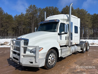 International LT625 6x4 Cabeza Tractora Cabina Dormitorio