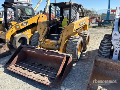 2004 John Deere 270 Two-Speed Skid Steer Loader