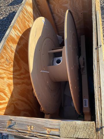 Oshkosh 2247680W Hose Reel Assembly