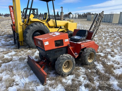 Ditch Witch 1810 4x4 Trencher