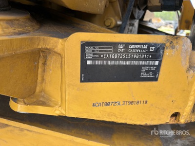 2023 Cat 725 Camion à benne articulé