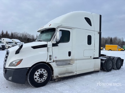 2020 Freightliner Cascadia 126 6x4 T/A Sleeper Truck Tractor