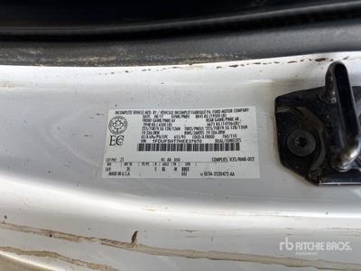 2017 Ford F-550 XLT 4x4 شاحنة متعددة الاغراض