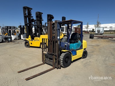 Komatsu FG25ST LP 4350 lb Cushion Tire 4250 Wózek widłowy