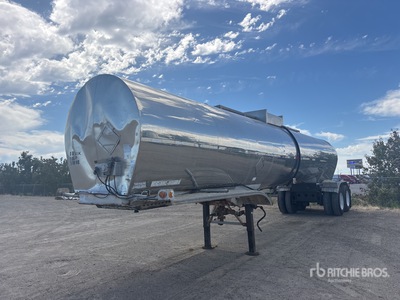 1983 Fruehauf T/A タンクトレーラー