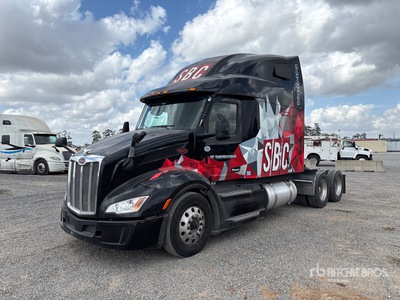 2022 Peterbilt 579 6x4 Cabeza Tractora Cabina Dormitorio