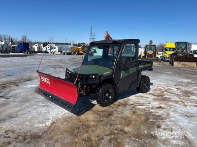 2023 John Deere XUV835M 4x4 Nutsvoertuig