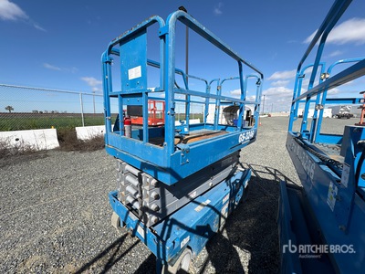 2017 Genie GS-3246 Electric Scissor Lift