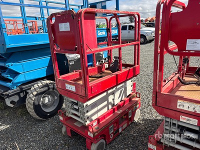 2019 MEC 1330SE Electric Scissor Lift